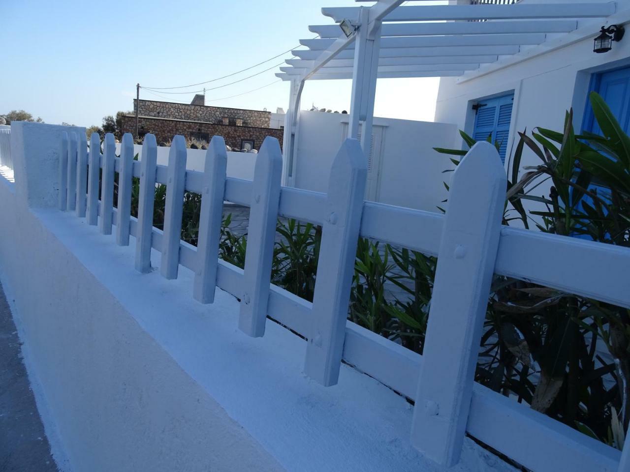 Nama Beach House Монолитос Екстериор снимка